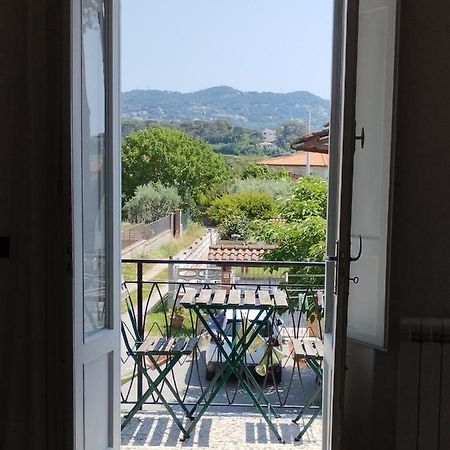 La Casina Di Lorenzo Apartment Ливорно Екстериор снимка